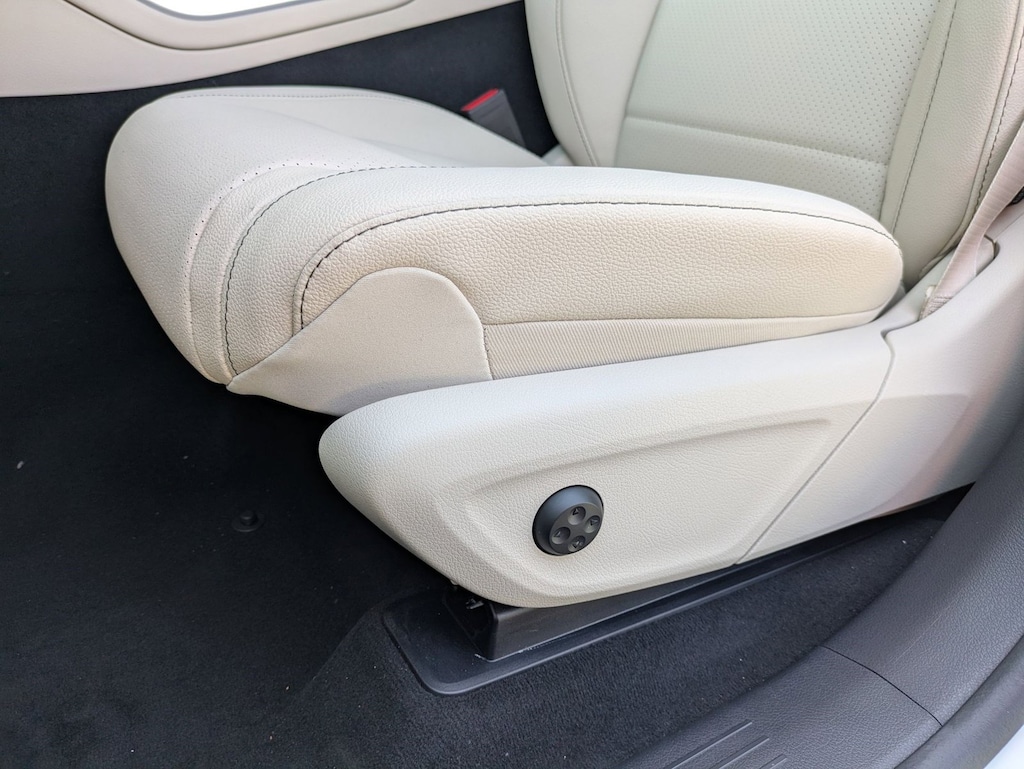 Certified 2025 Mercedes-Benz GLS 4MATIC SUV