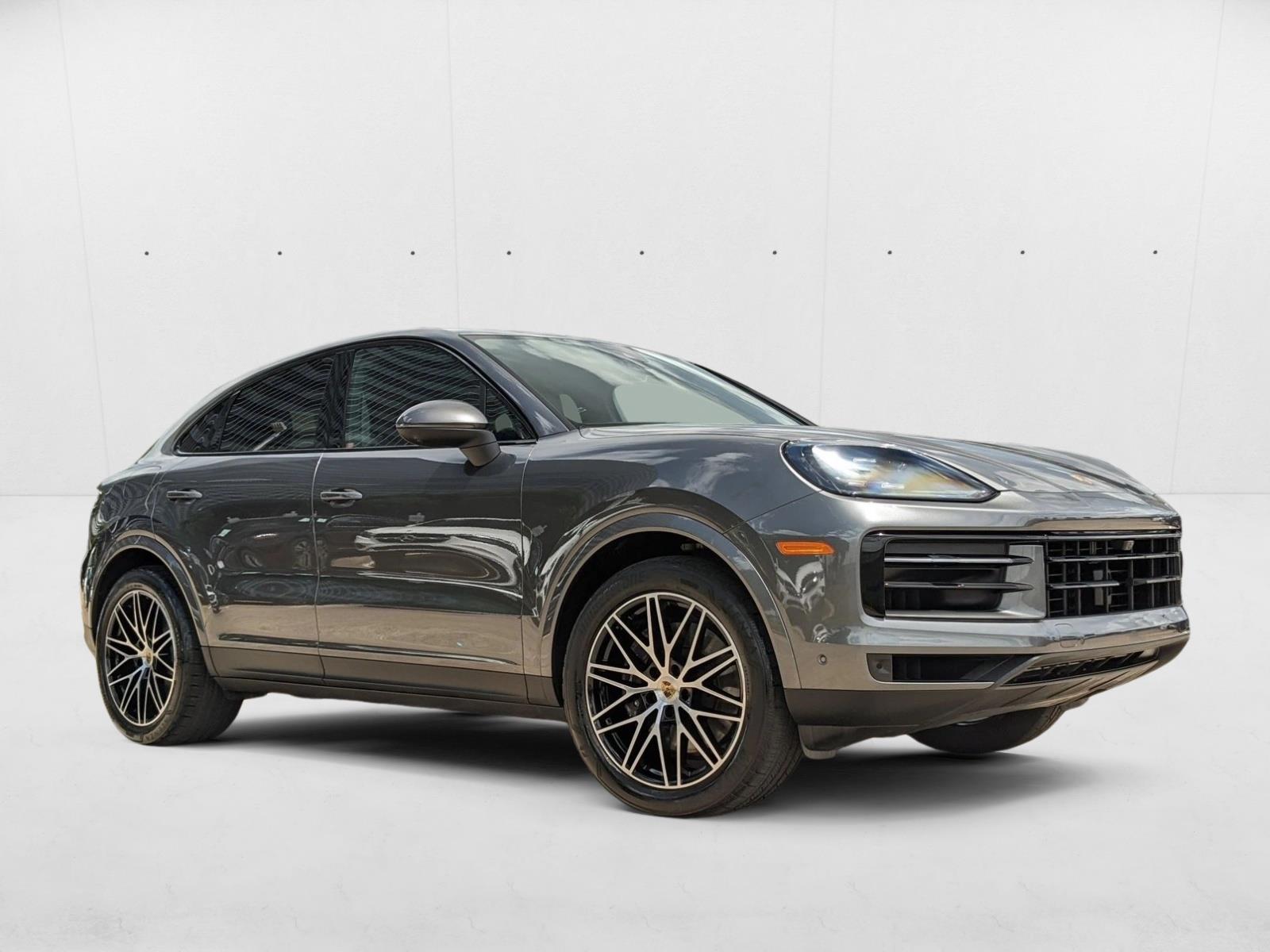 2024 Porsche Cayenne Coupe photo 3