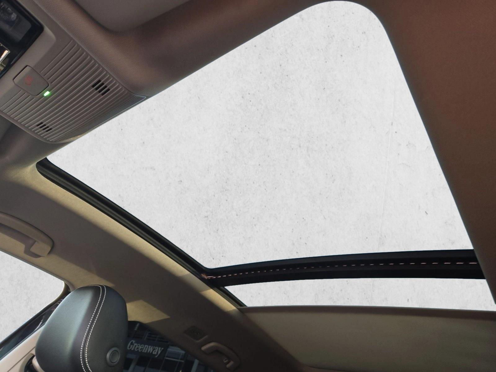 2024 Volkswagen Atlas 12