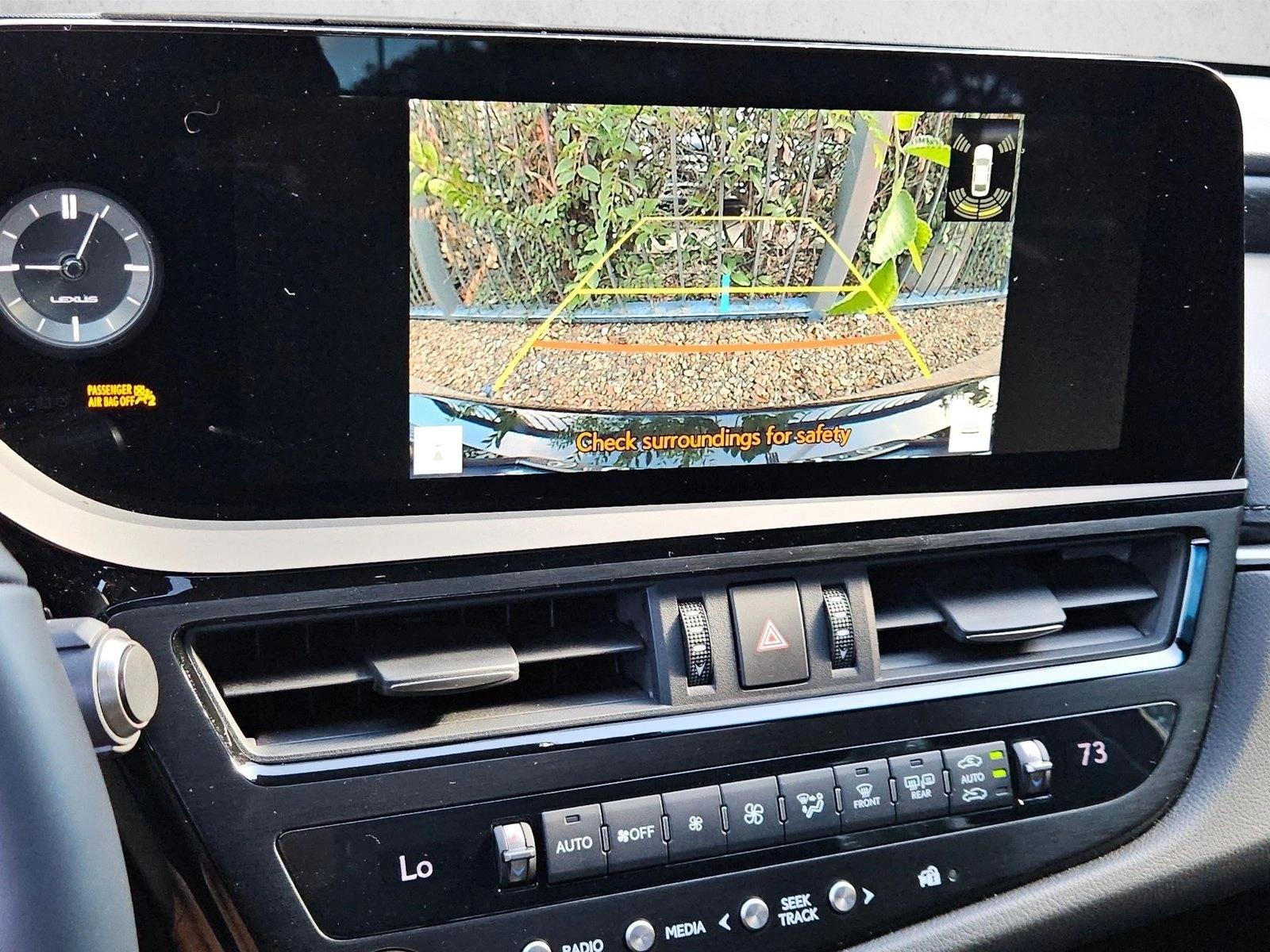 2024 Lexus ES 12
