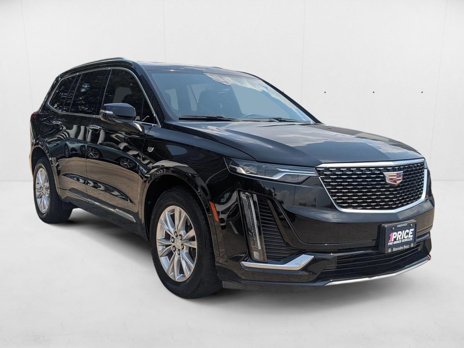 2024 Cadillac XT6 Luxury photo 3