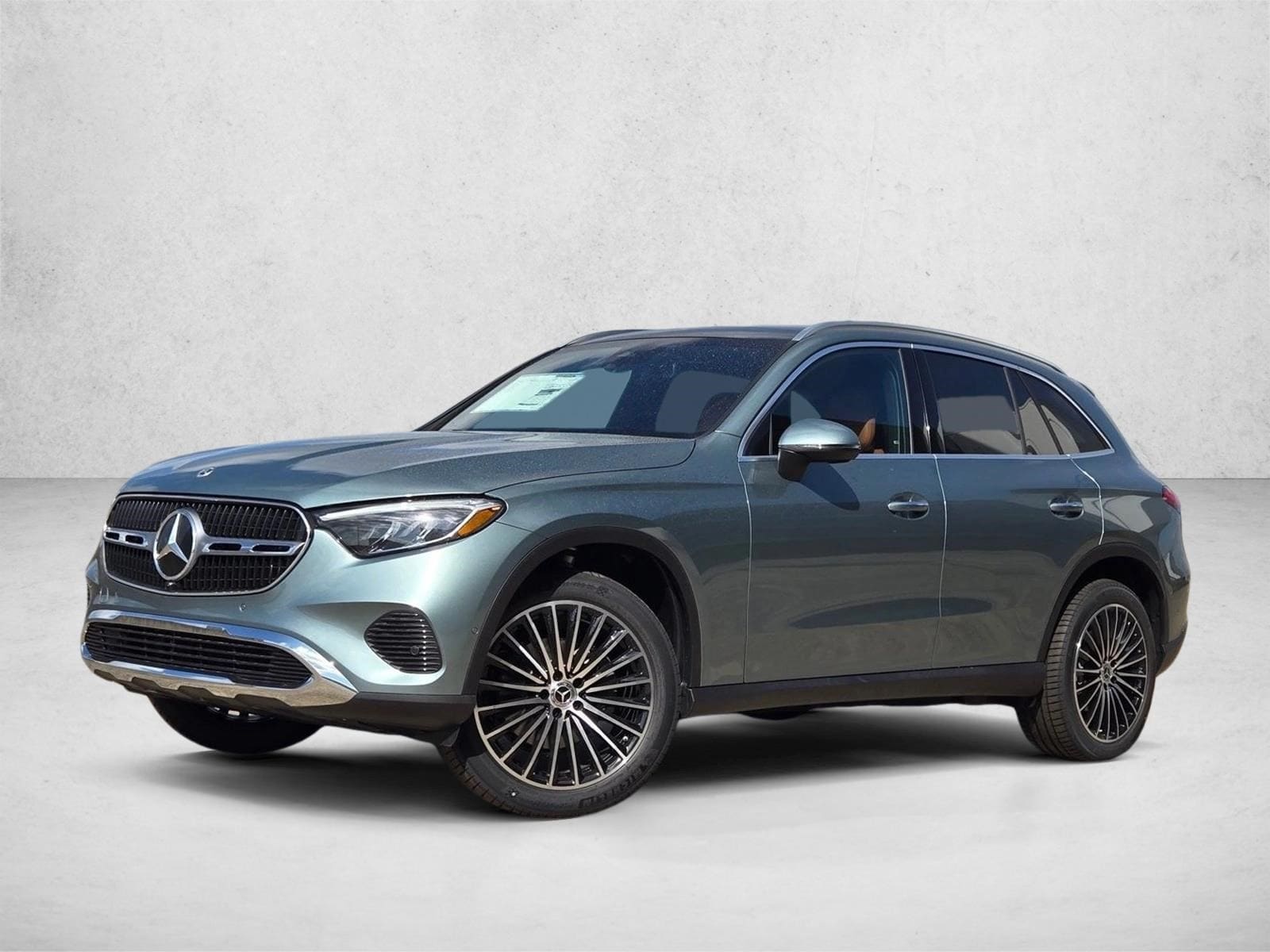 2026 Mercedes-Benz GLC Base's photo