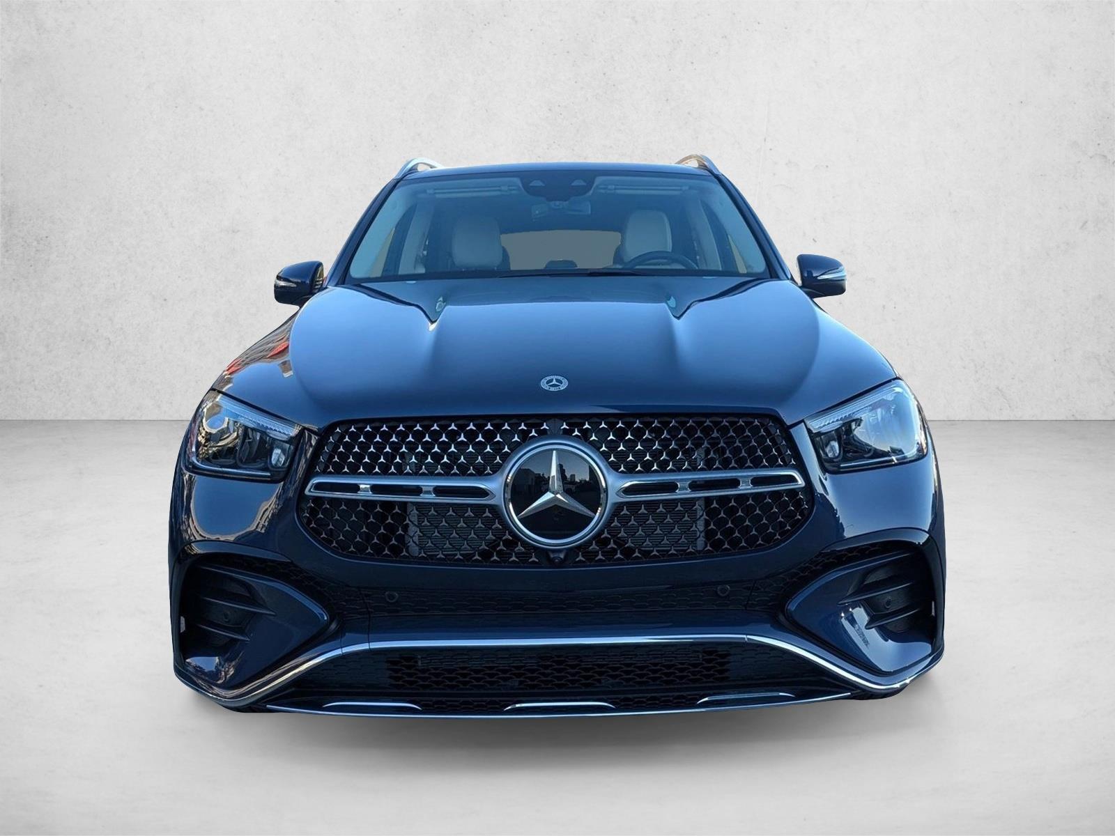 2025 Mercedes Benz GLE 450 4MATIC photo 2