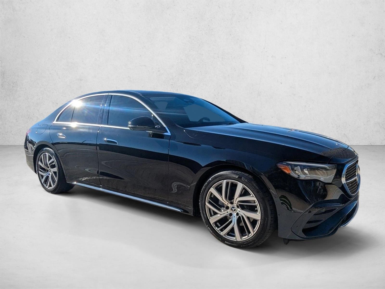 2025 Mercedes Benz E 350 photo 3