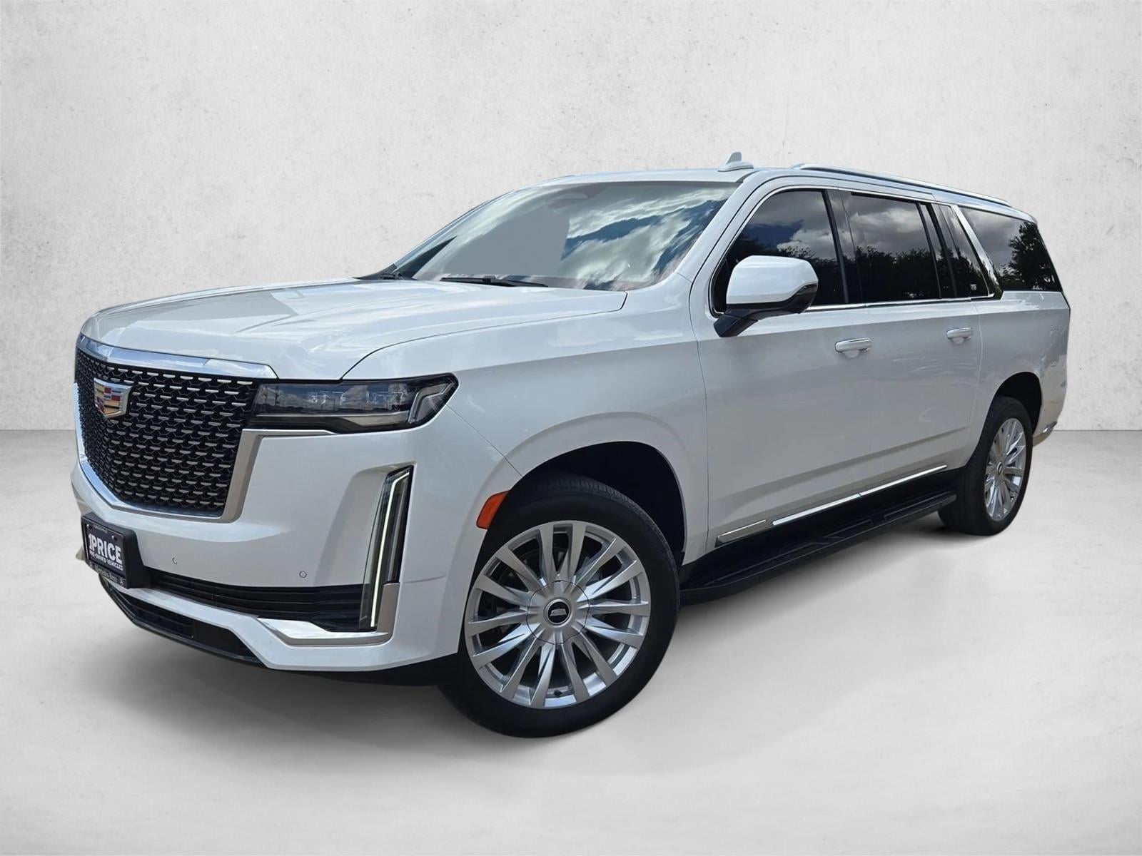 2022 Cadillac Escalade ESV Luxury's photo