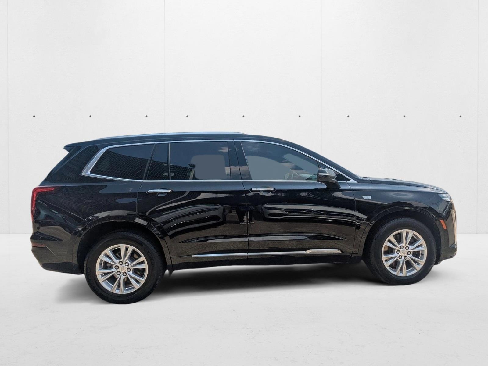 2024 Cadillac XT6 Luxury photo 4