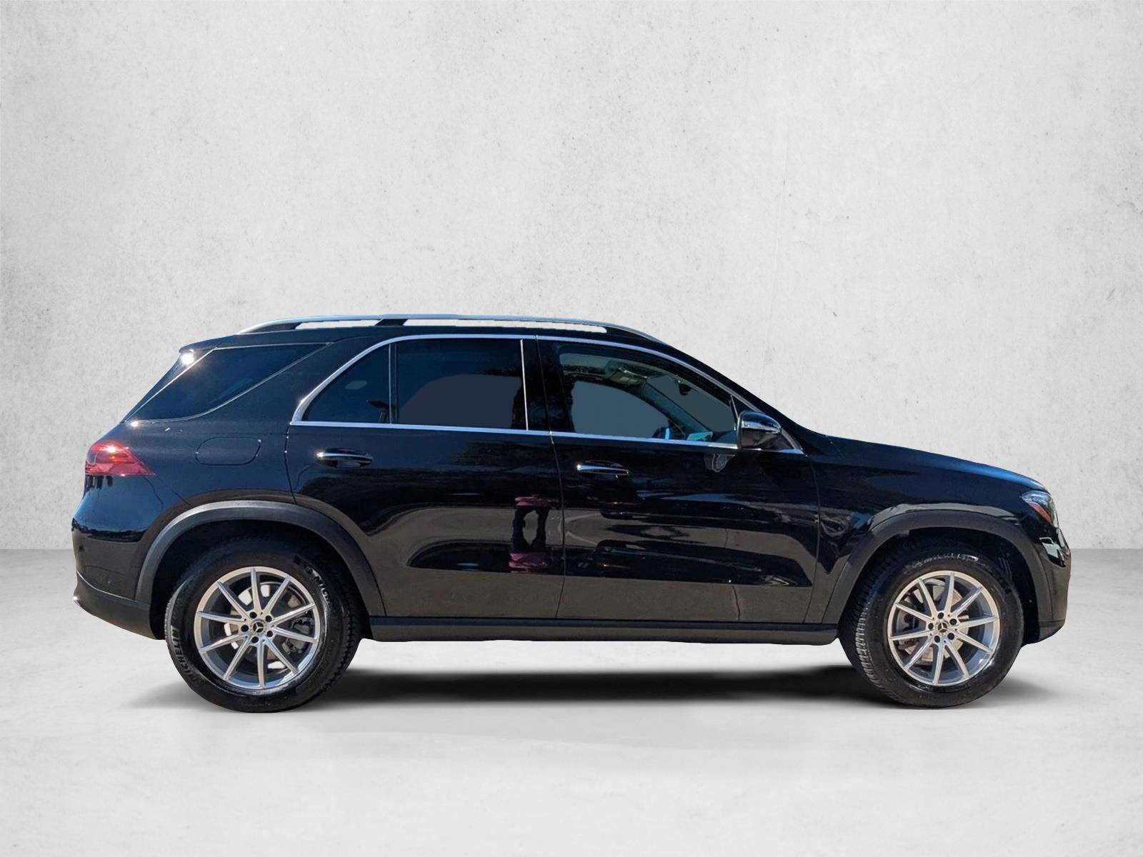 2025 Mercedes Benz GLE 350 4MATIC photo 4
