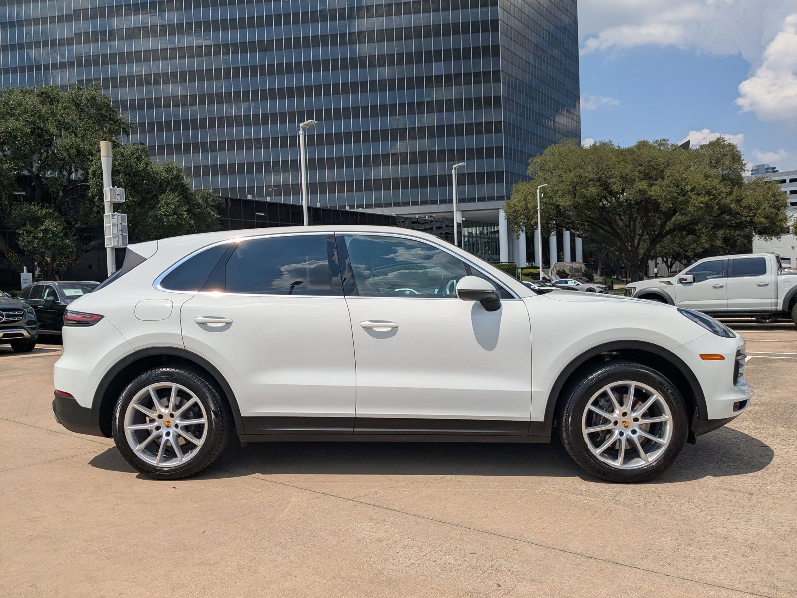 2019 Porsche Cayenne photo 4