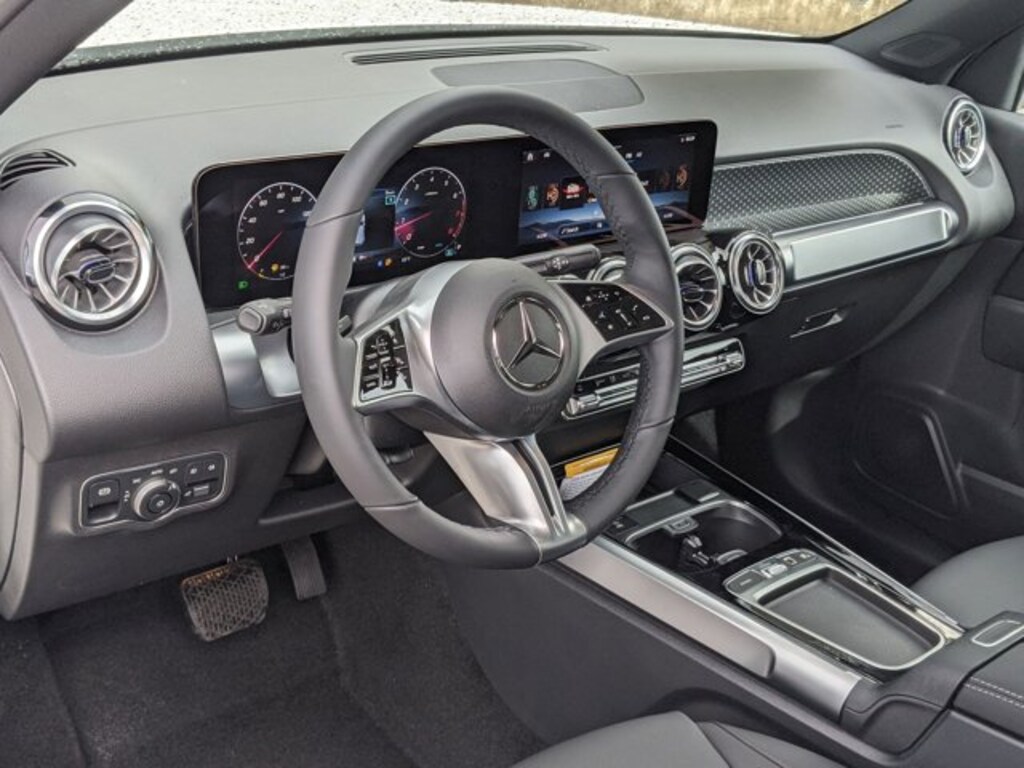 Certified 2025 Mercedes-Benz GLB SUV