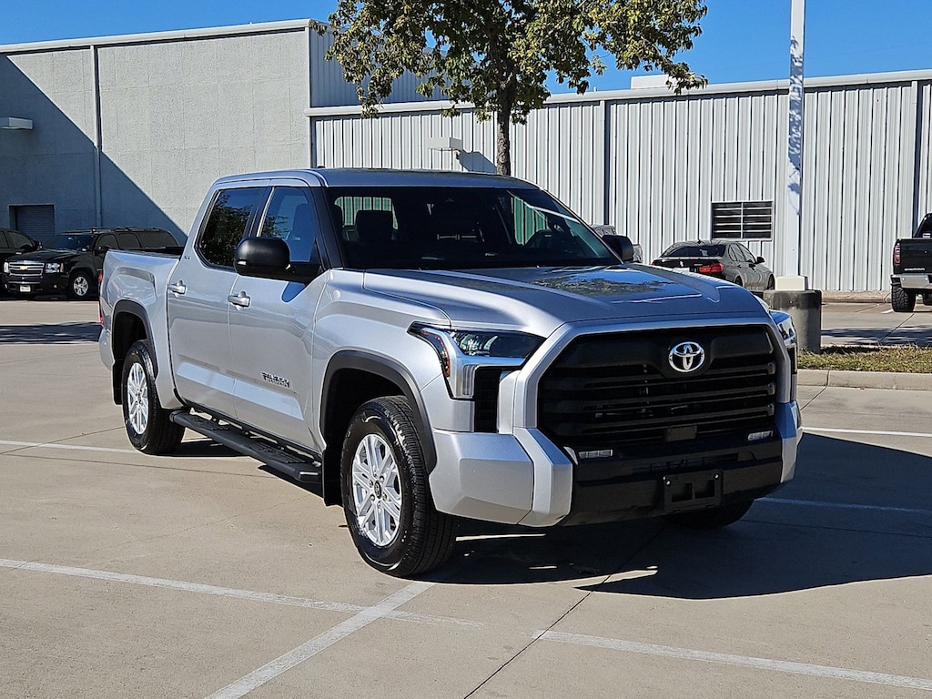Used 2025 Toyota Tundra 4WD SR5 Truck CrewMax