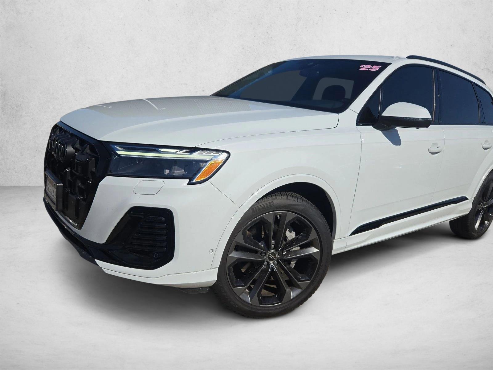 2025 Audi Q7 55 Premium Plus quattro Tiptronic's photo