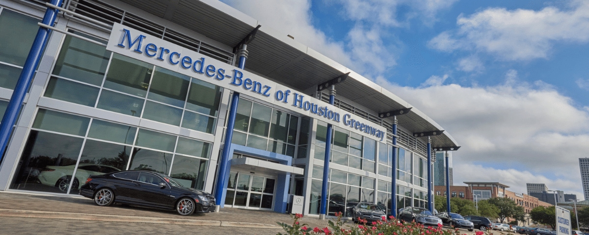 Exterior view of Mercedes-Benz of Houston Greenway