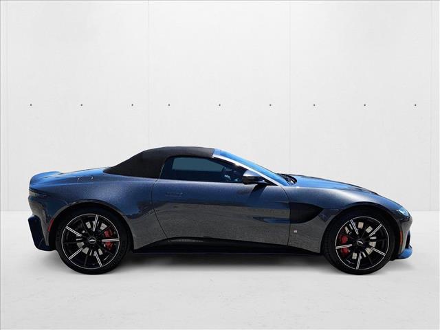 2021 Aston Martin Vantage photo 4