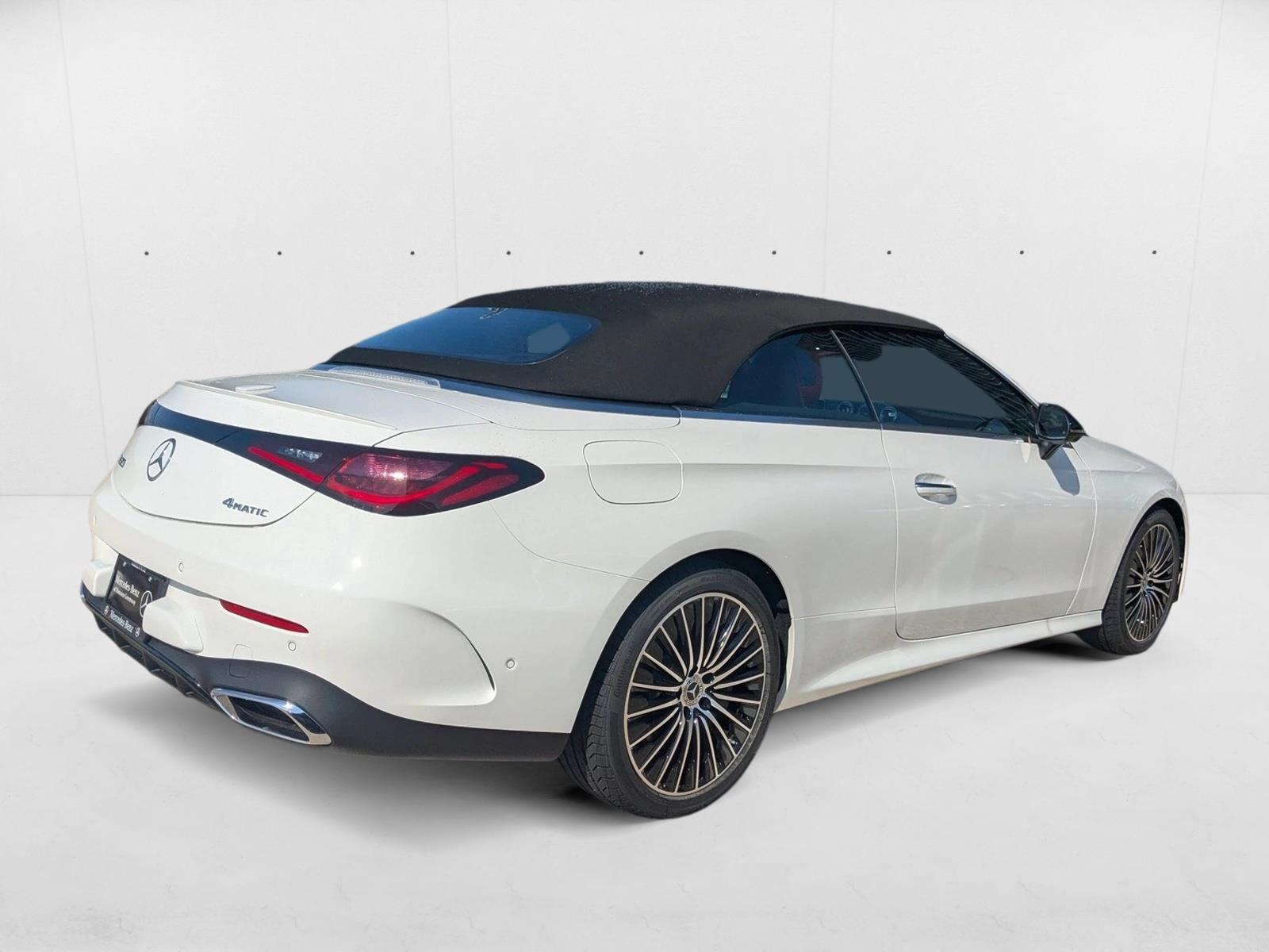 2026 Mercedes Benz CLE 450 4MATIC Cabriolet photo 4