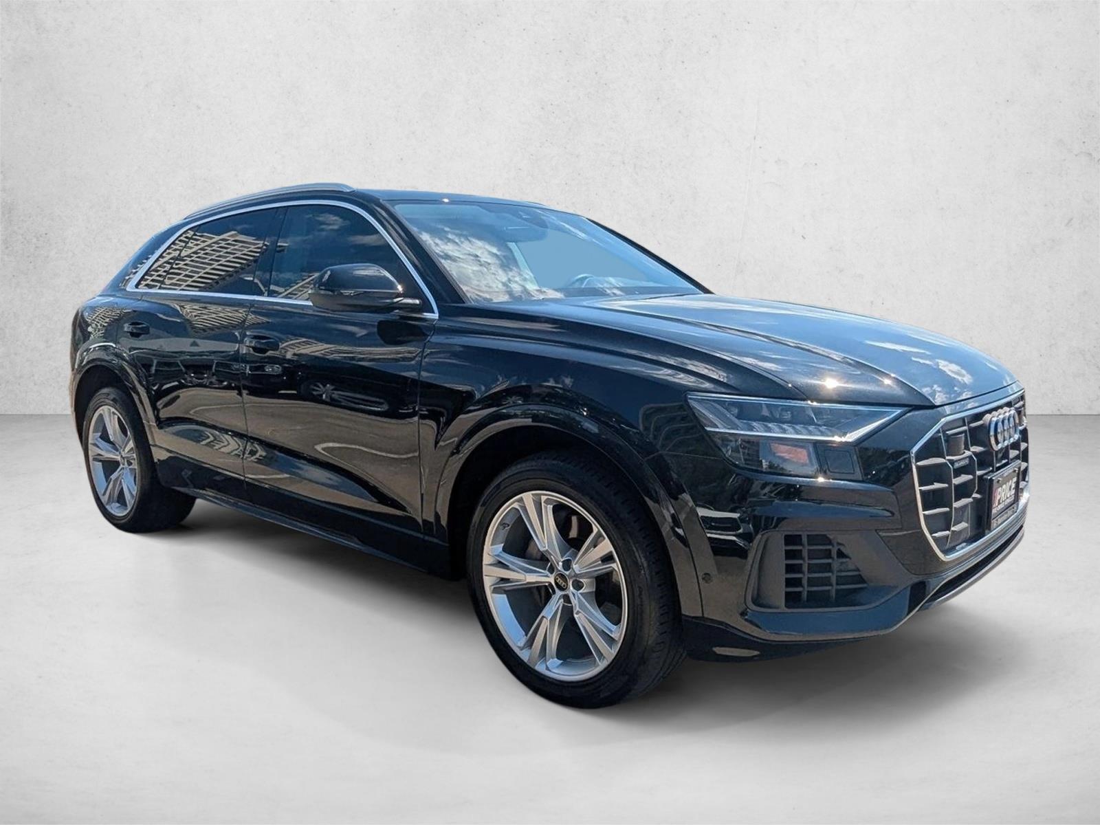 2023 Audi Q8 55 Premium photo 3