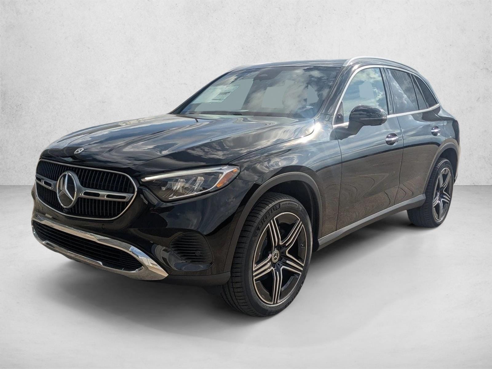Certified Pre-Owned 2026 Mercedes-Benz GLC