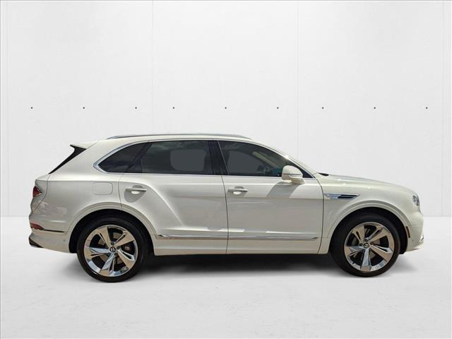 2023 Bentley Bentayga S photo 4