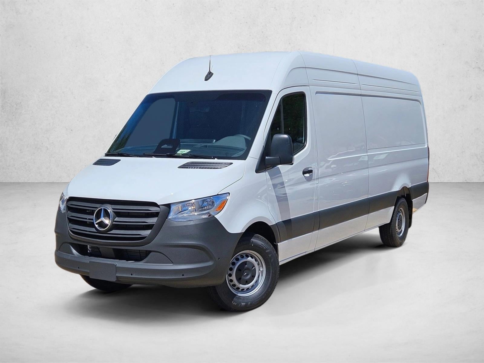 2026 Mercedes-Benz Sprinter 2500 170 WB HO High Roof's photo