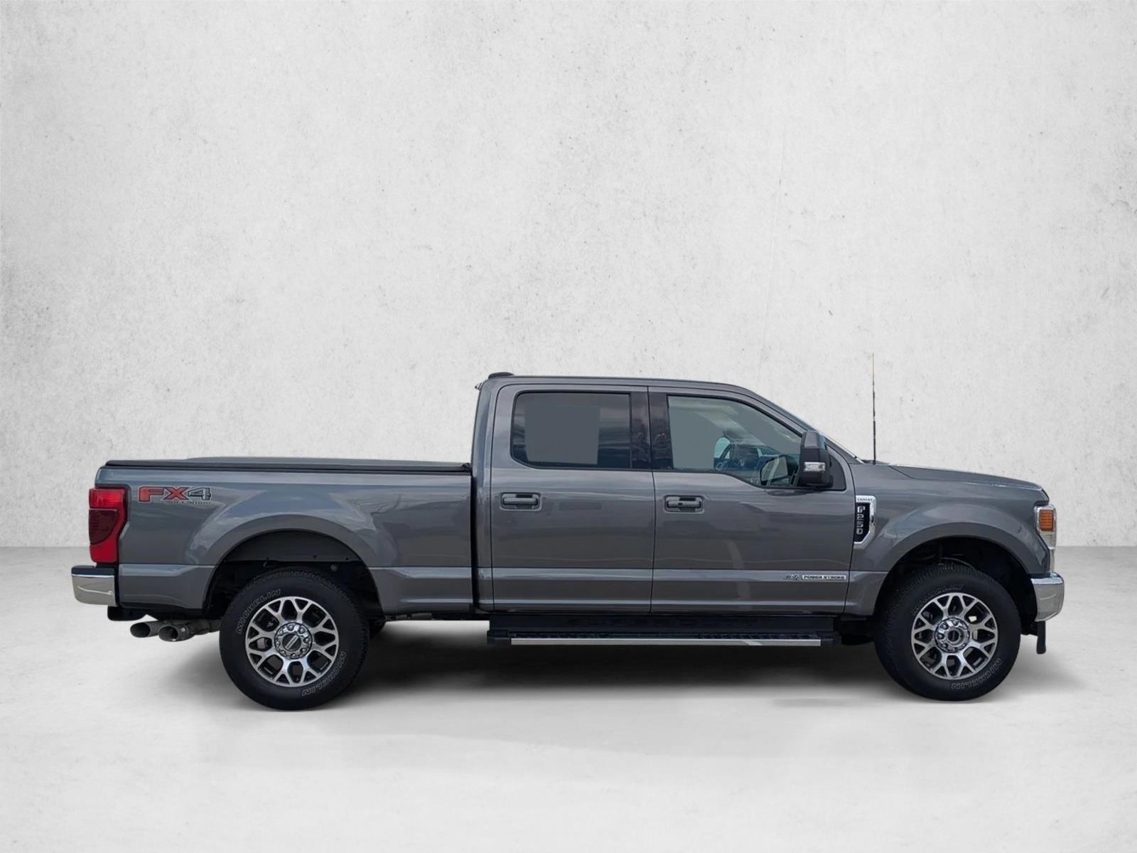 2021 Ford F-250 Lariat photo 4