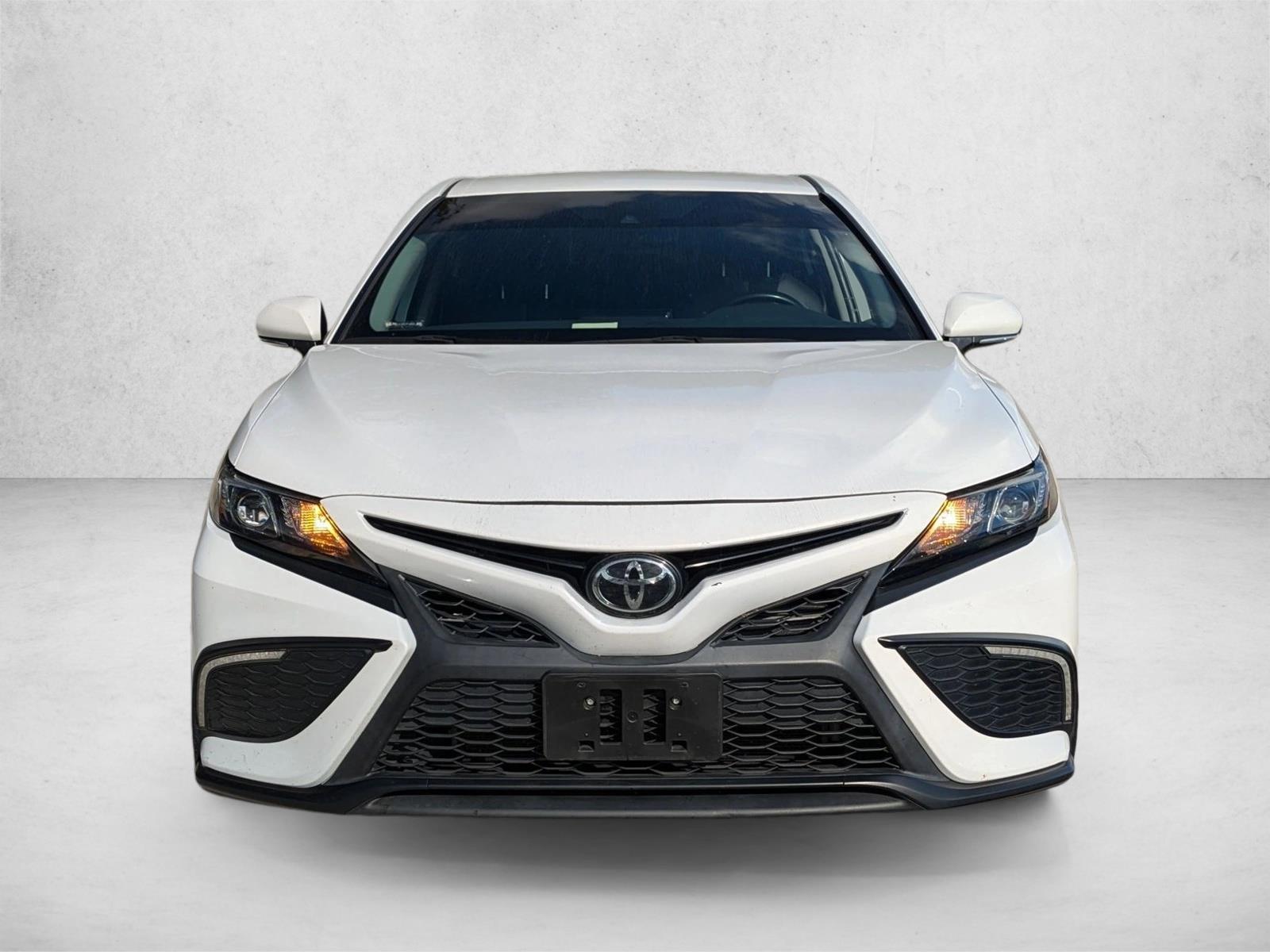 2023 Toyota Camry SE photo 2