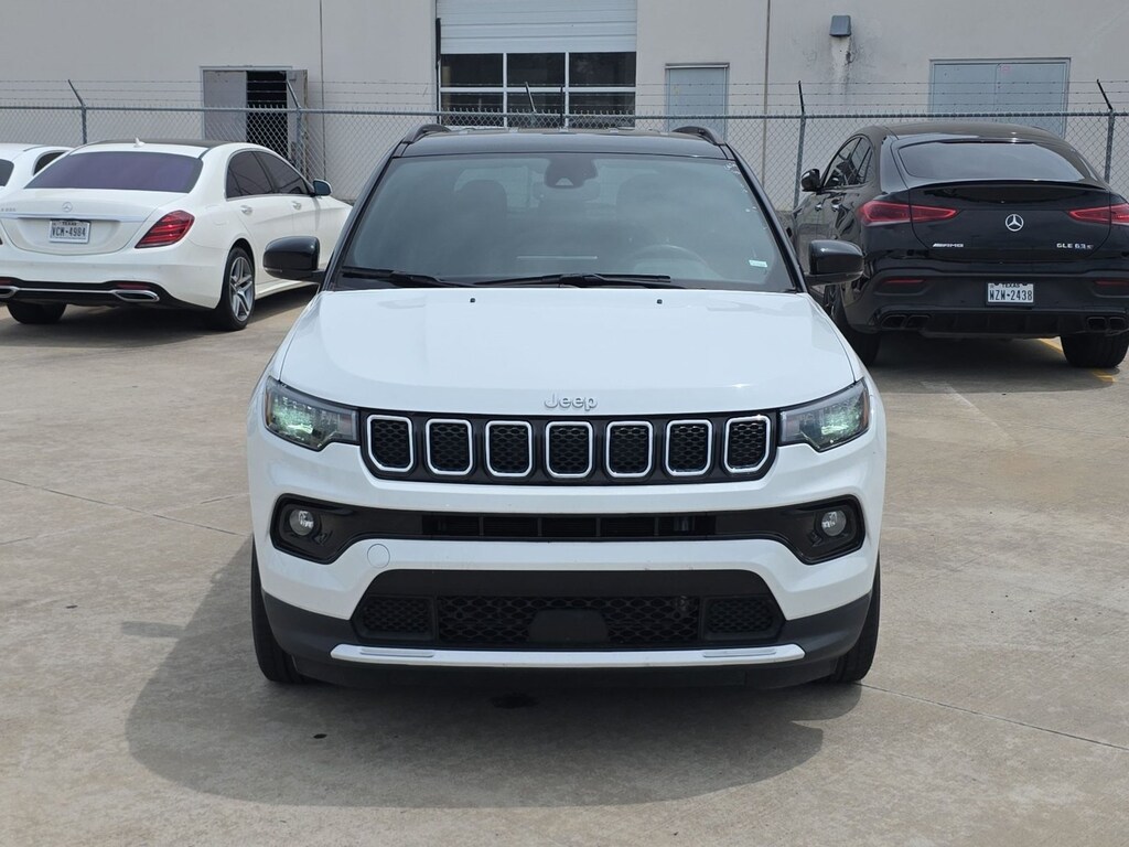 Used 2024 Jeep Compass Limited SUV