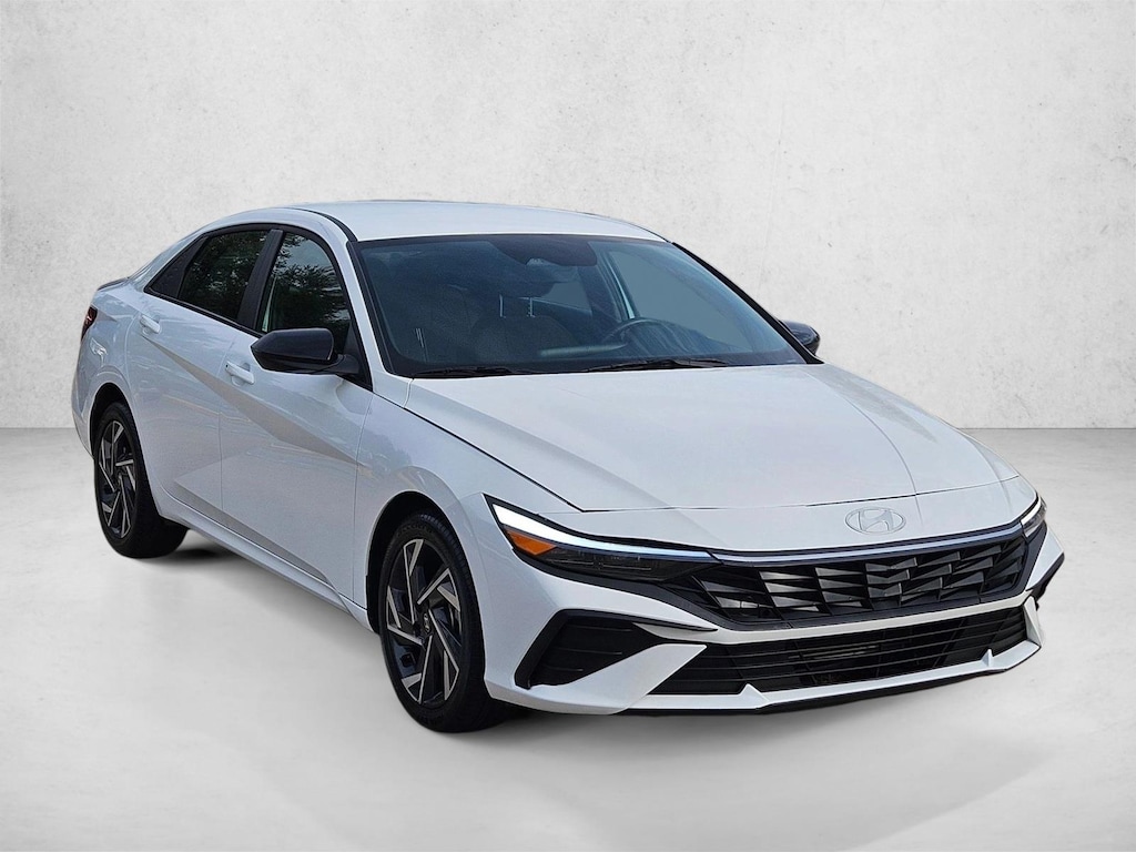 Used 2025 Hyundai Elantra SEL Sport Sedan