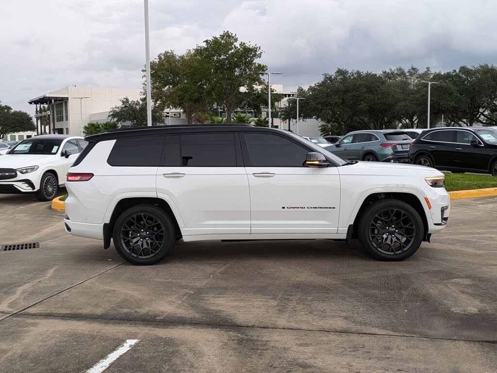 Used 2025 Jeep Grand Cherokee L Summit SUV