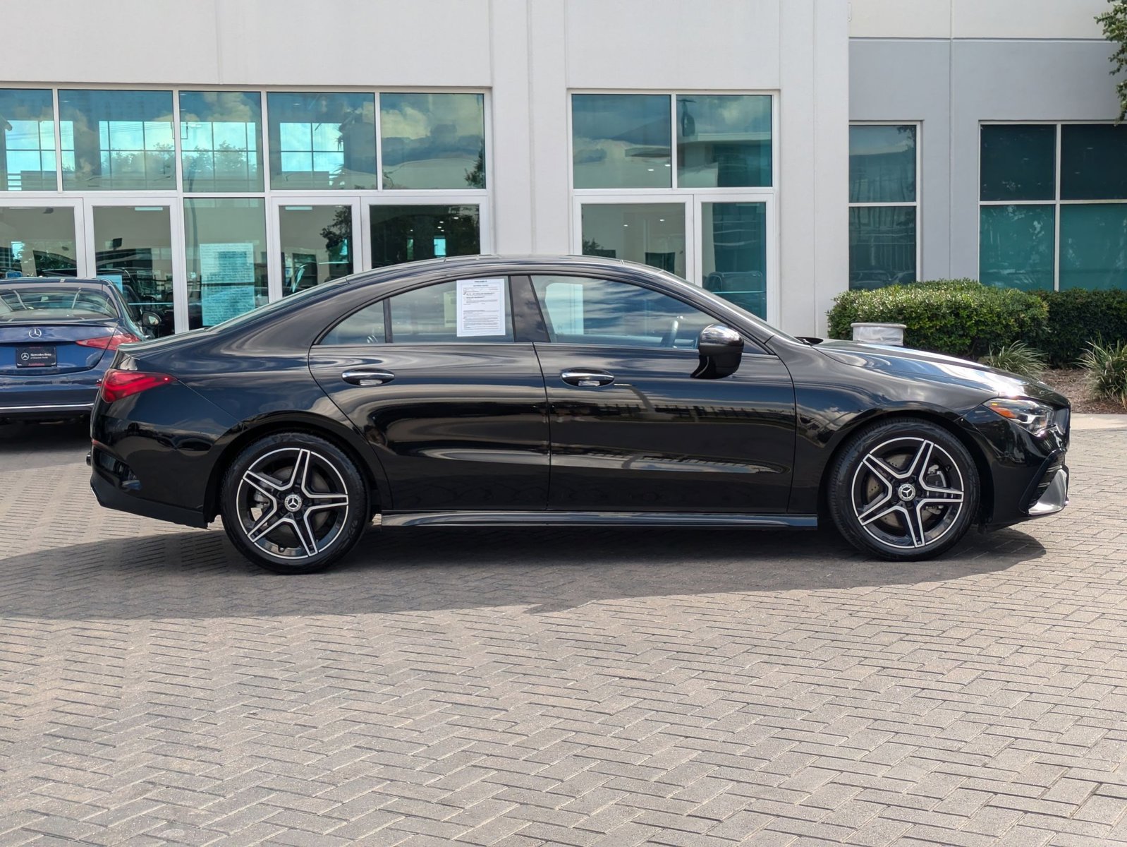 2025 Mercedes Benz CLA 250 4MATIC photo 4