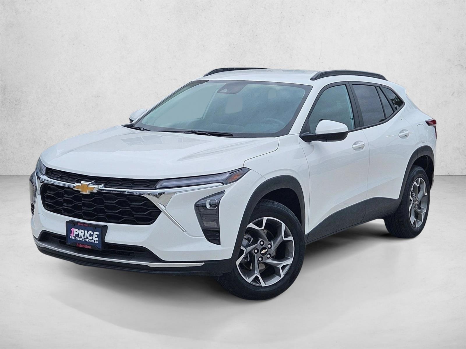 2025 Chevrolet Trax LT's photo