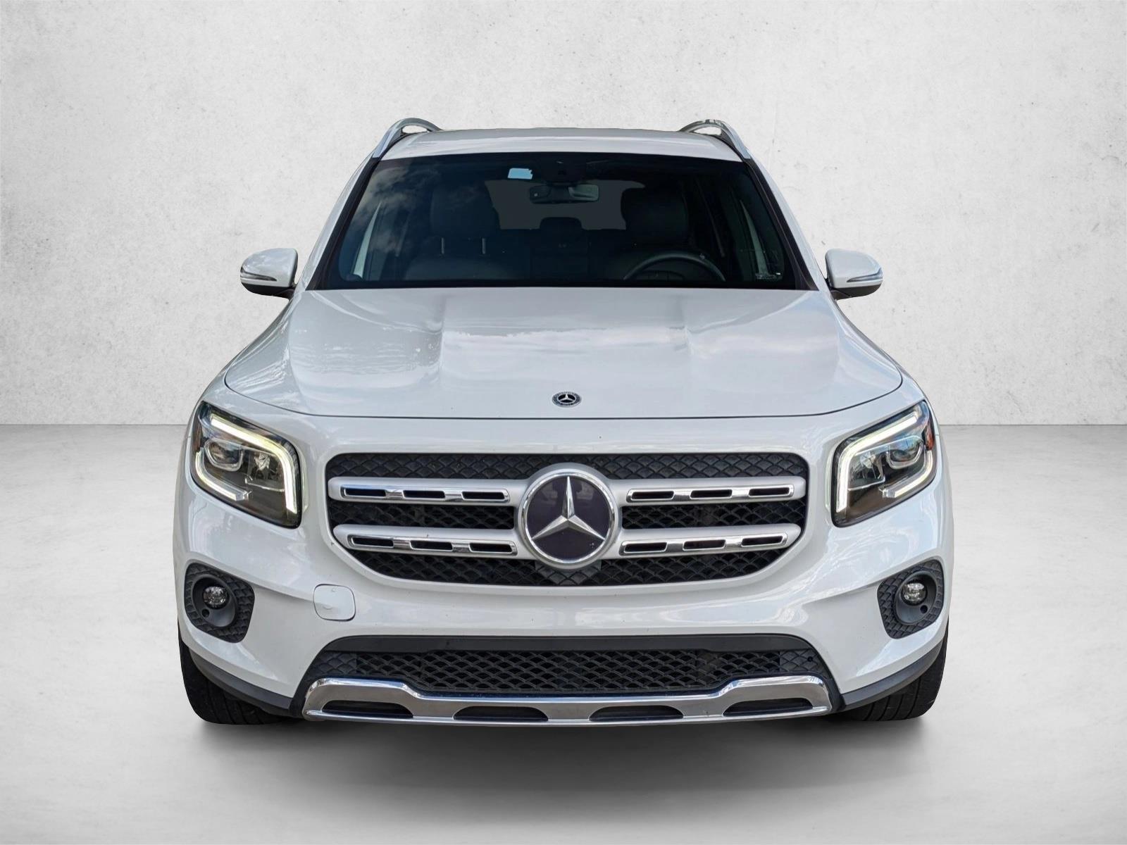 2020 Mercedes Benz GLB 250 photo 2