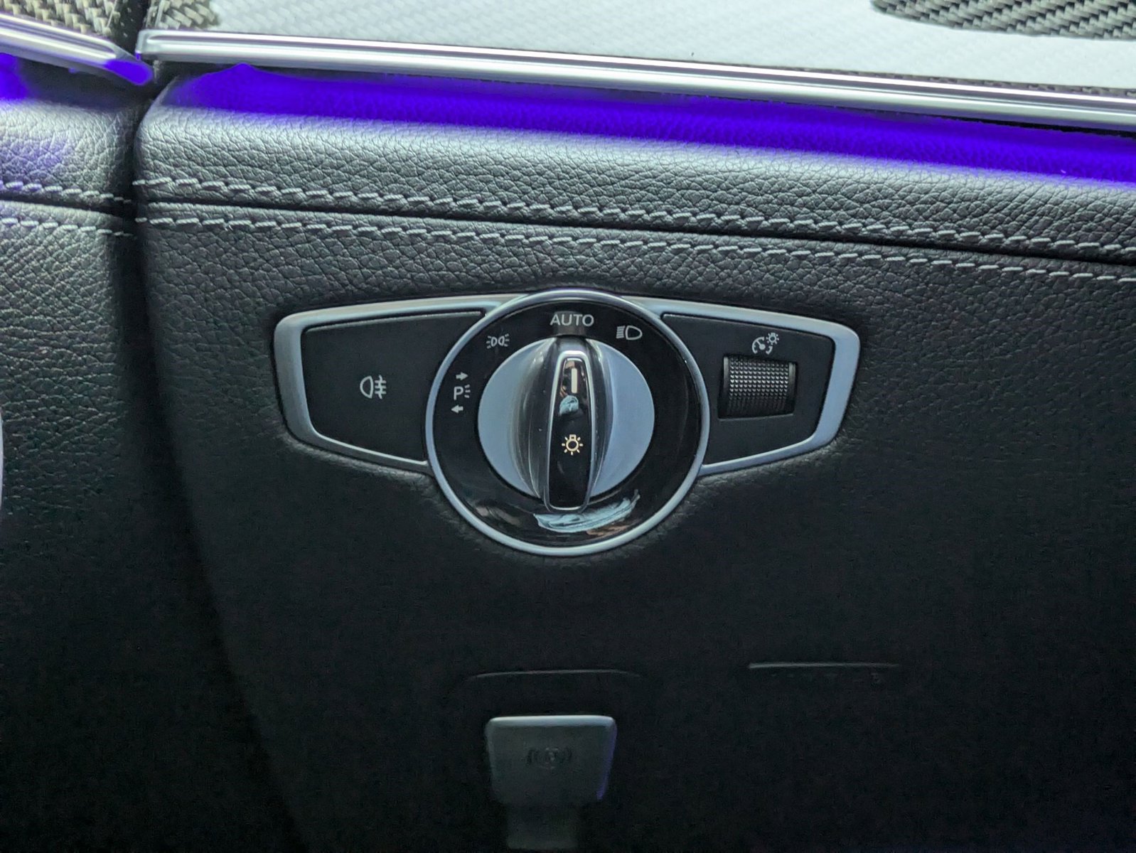 2020 Mercedes Benz AMG GT photo 3