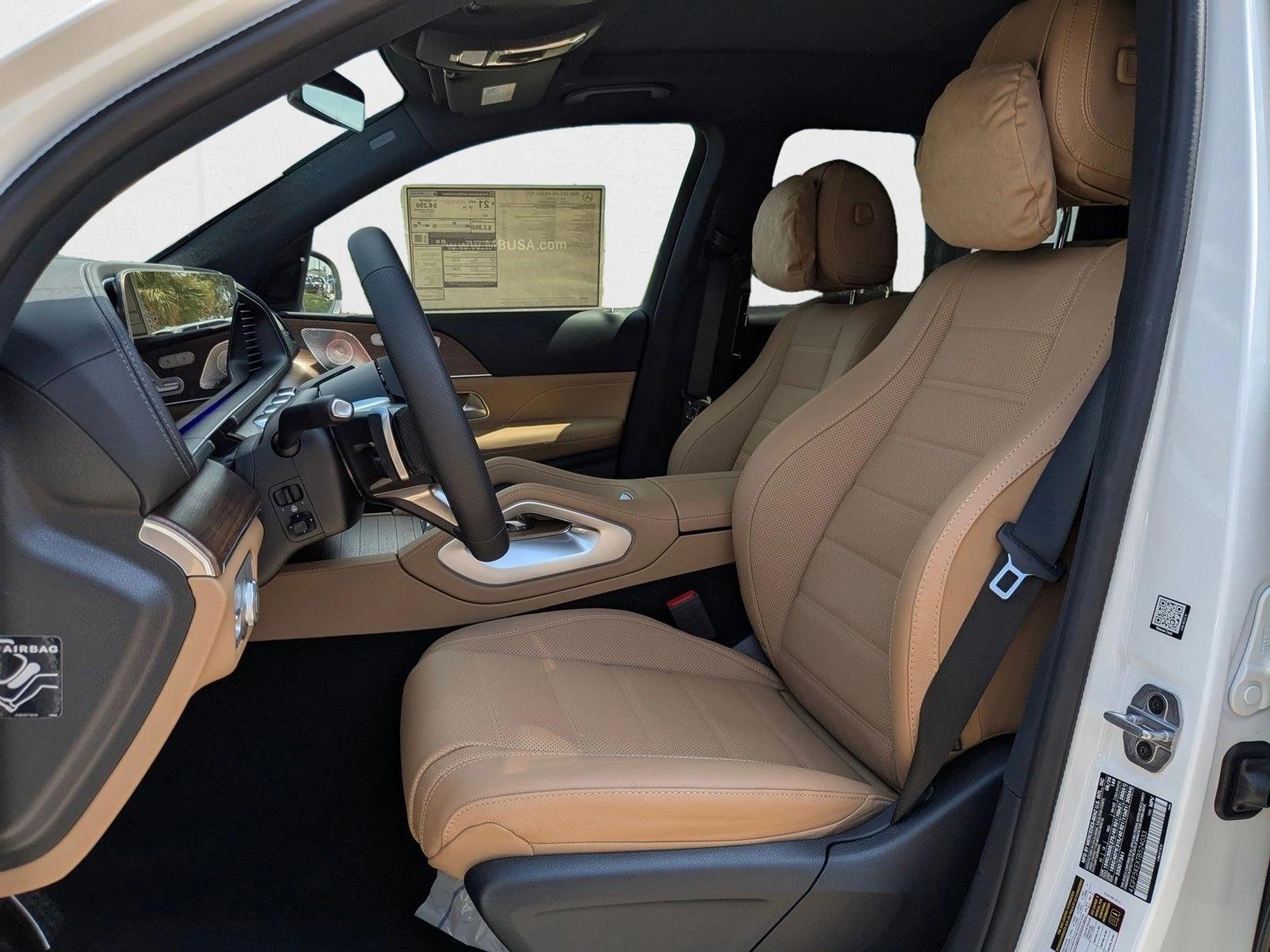 2026 Mercedes Benz GLS 450 4MATIC photo 3