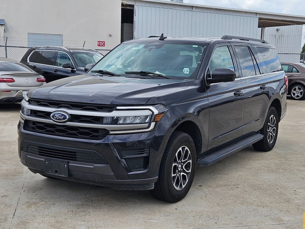 Used 2024 Ford Expedition Max XLT SUV