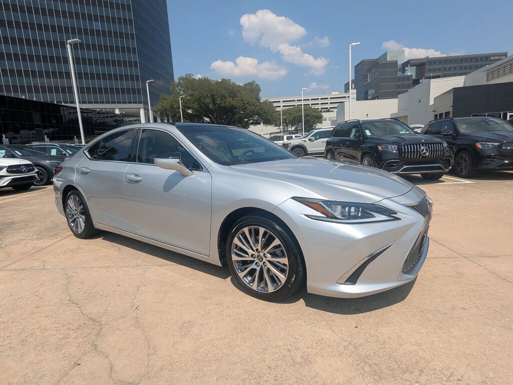 Used 2021 Lexus ES  Sedan