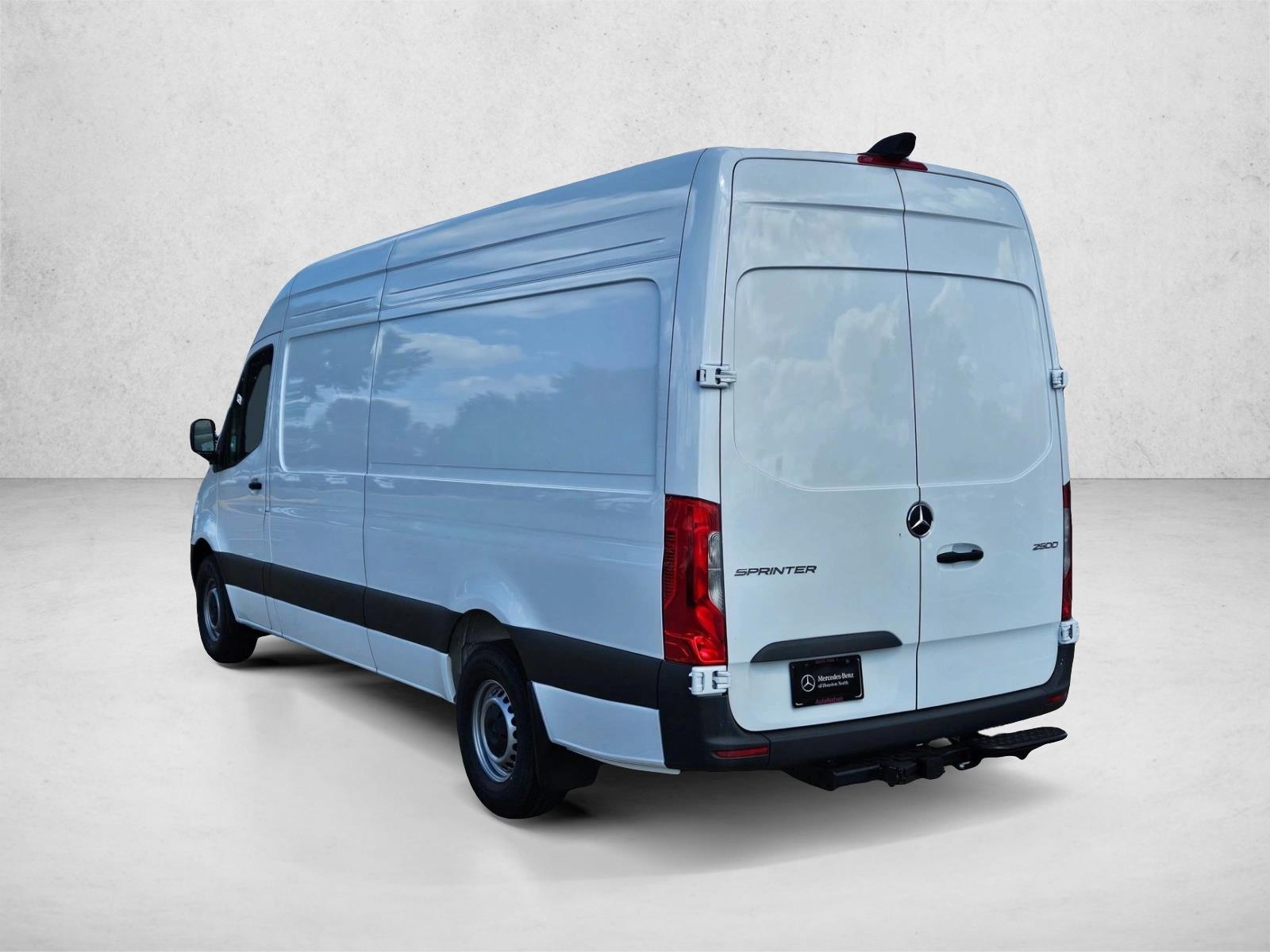 2026 Mercedes-Benz Sprinter Cargo Van Base - Photo 9