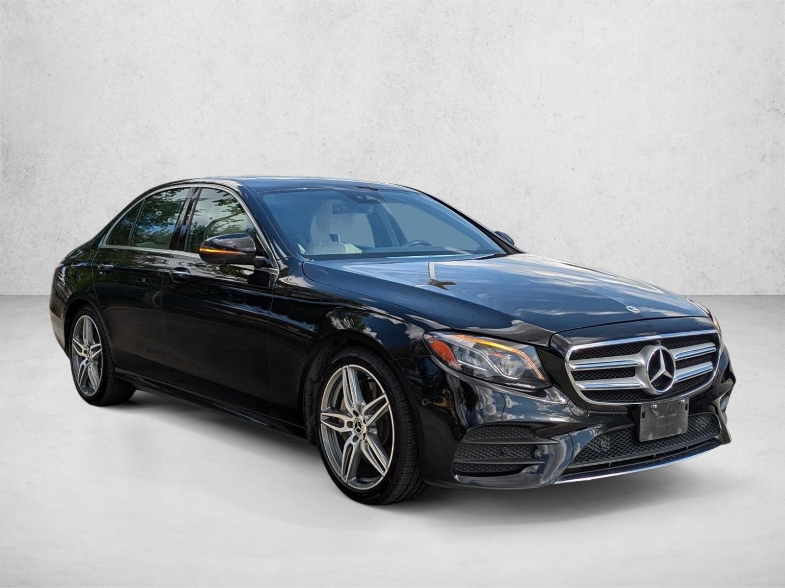 2019 Mercedes Benz E 300 Sedan photo 3
