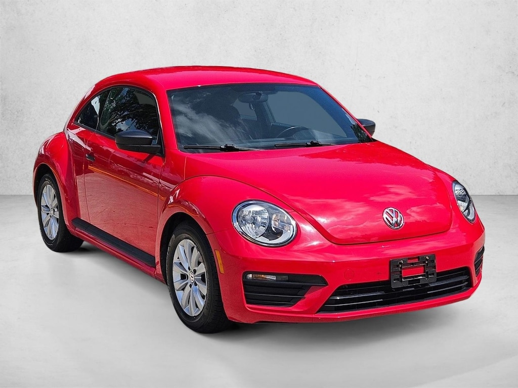 Used 2018 Volkswagen Beetle 2.0T S Hatchback