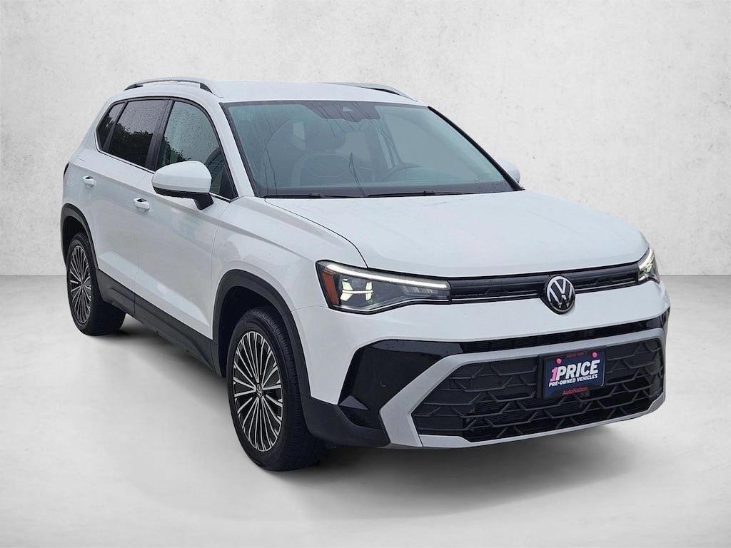 Used 2025 Volkswagen Taos 1.5T SE SUV