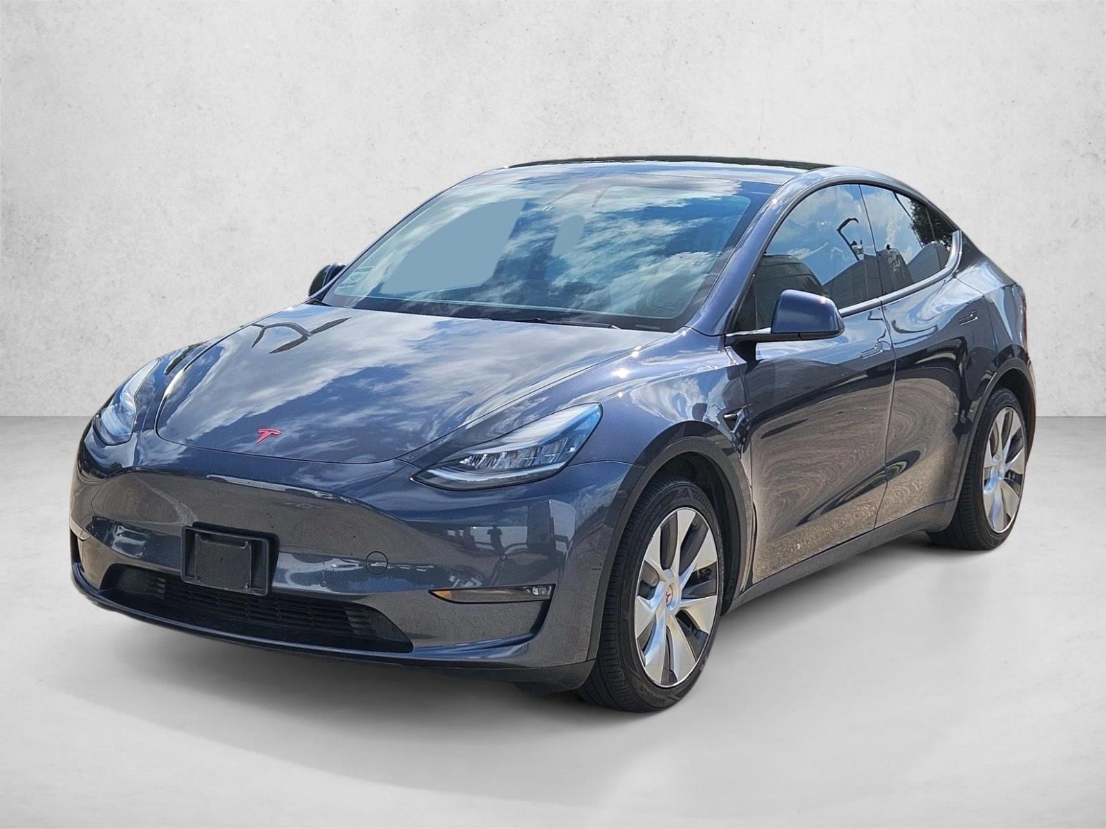 2021 Tesla Model Y Long Range Dual Motor All-Wheel Drive's photo