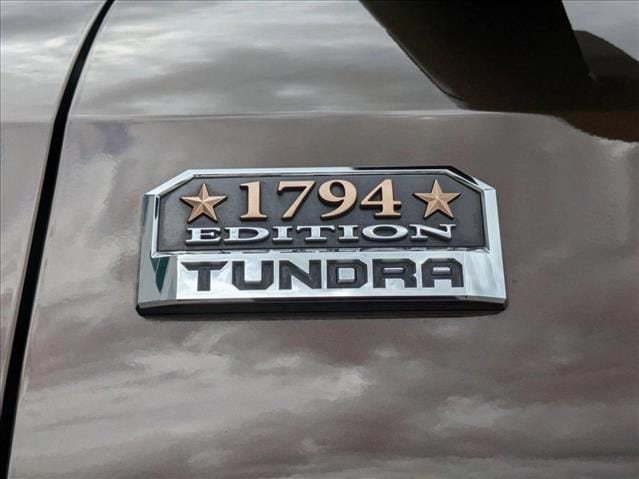 5TFAW5F17JX771743