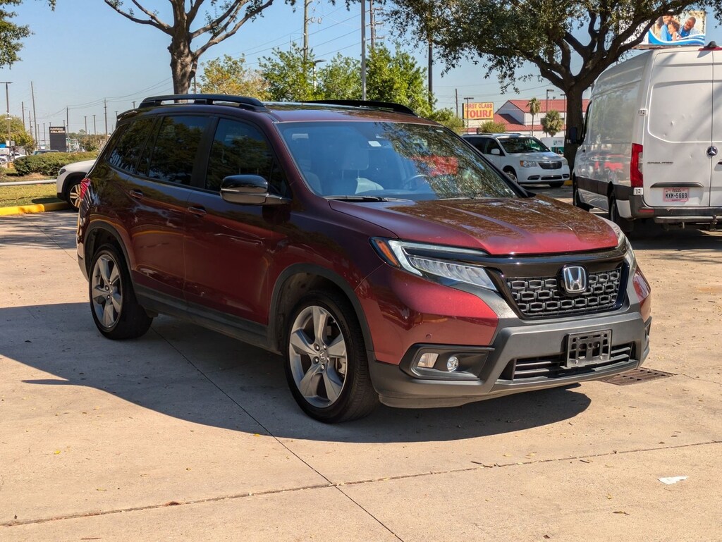 Used 2019 Honda Passport Touring FWD SUV