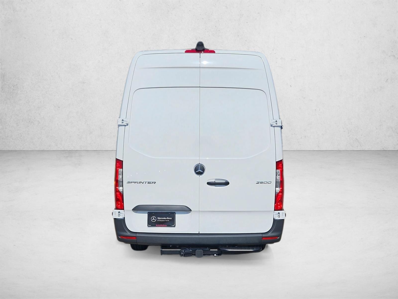 2026 Mercedes-Benz Sprinter Cargo Van Base - Photo 8