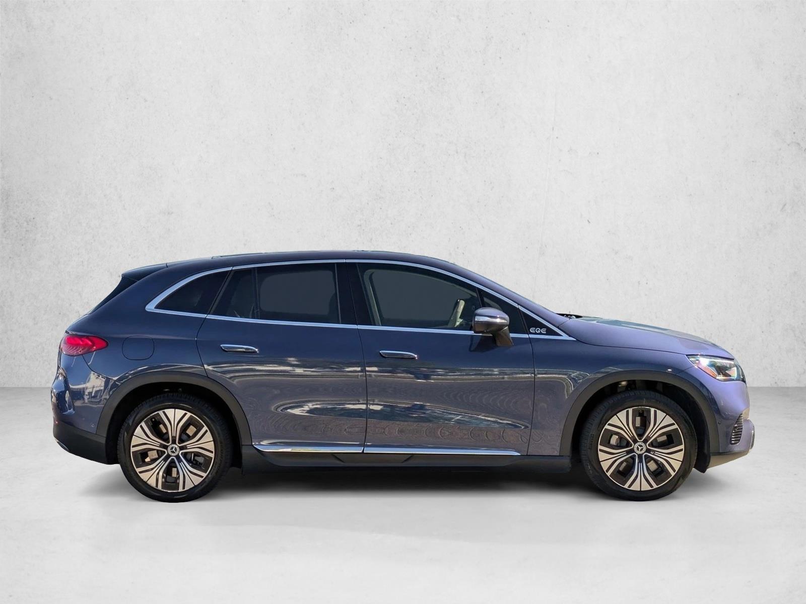 2023 Mercedes Benz EQE SUV 350 4MATIC photo 4