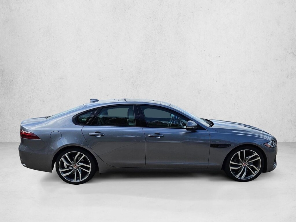 Used 2021 Jaguar XF SE Sedan