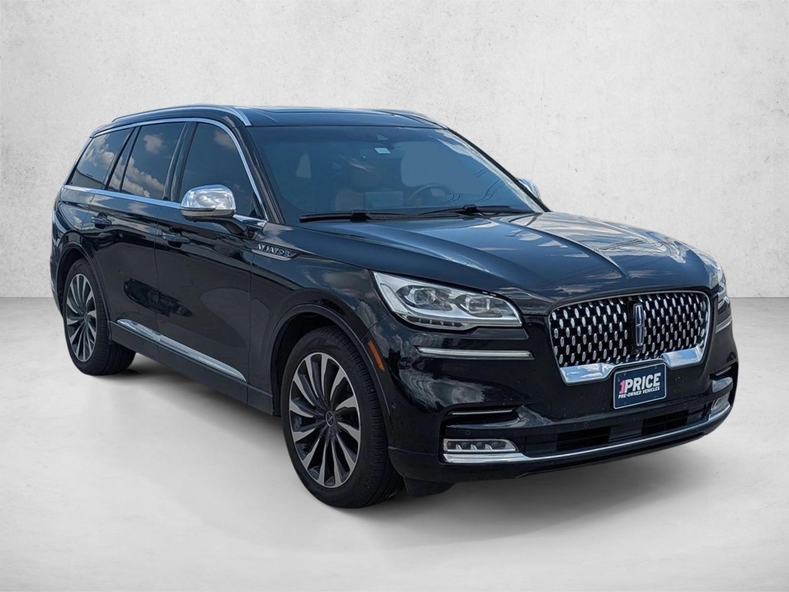 2021 Lincoln Aviator Black Label Grand Touring photo 2