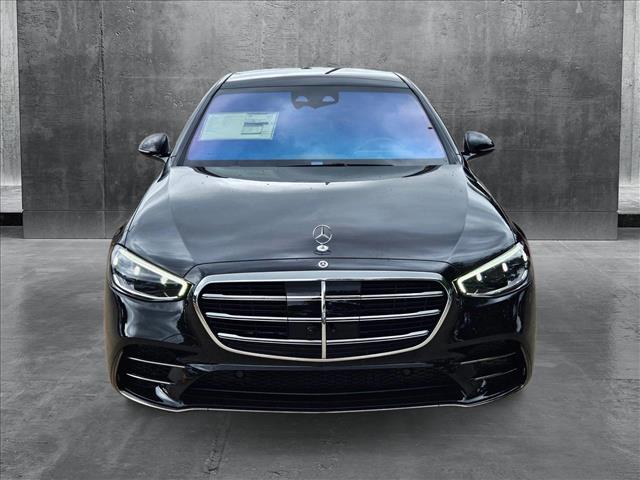 2025 Mercedes Benz S 450 580 4MATIC photo 2