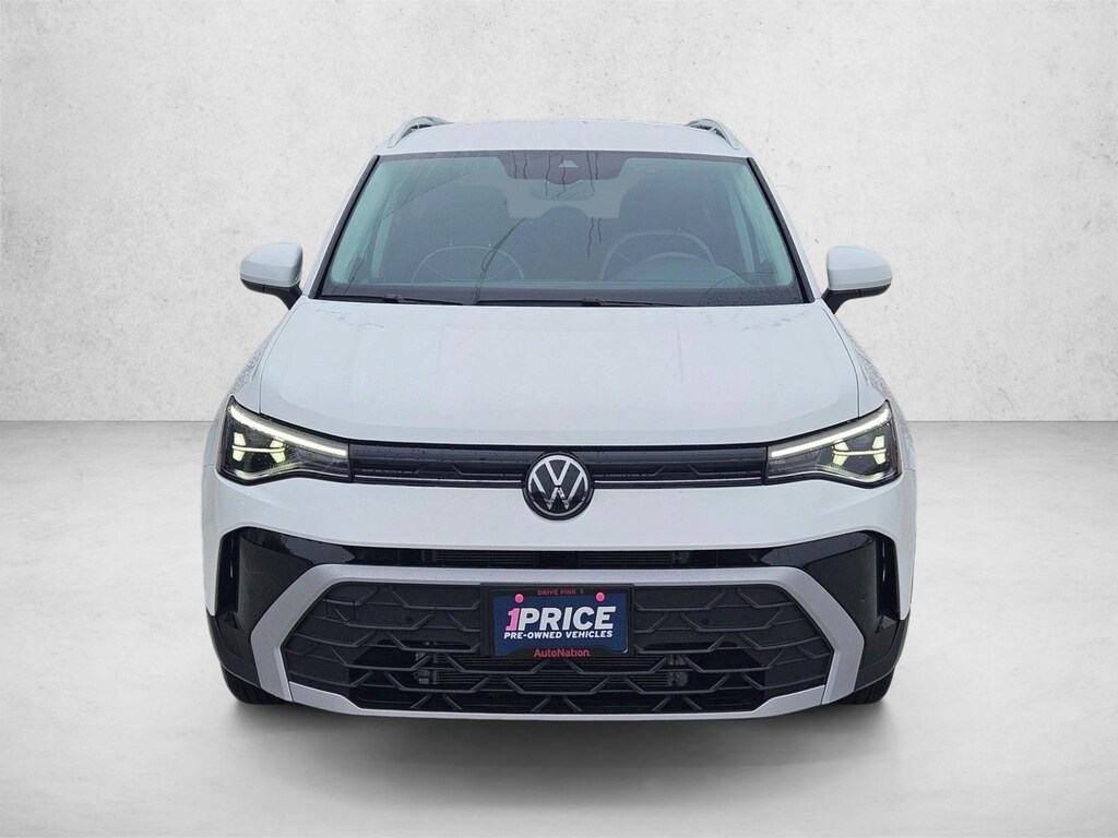 Used 2025 Volkswagen Taos 1.5T SE SUV