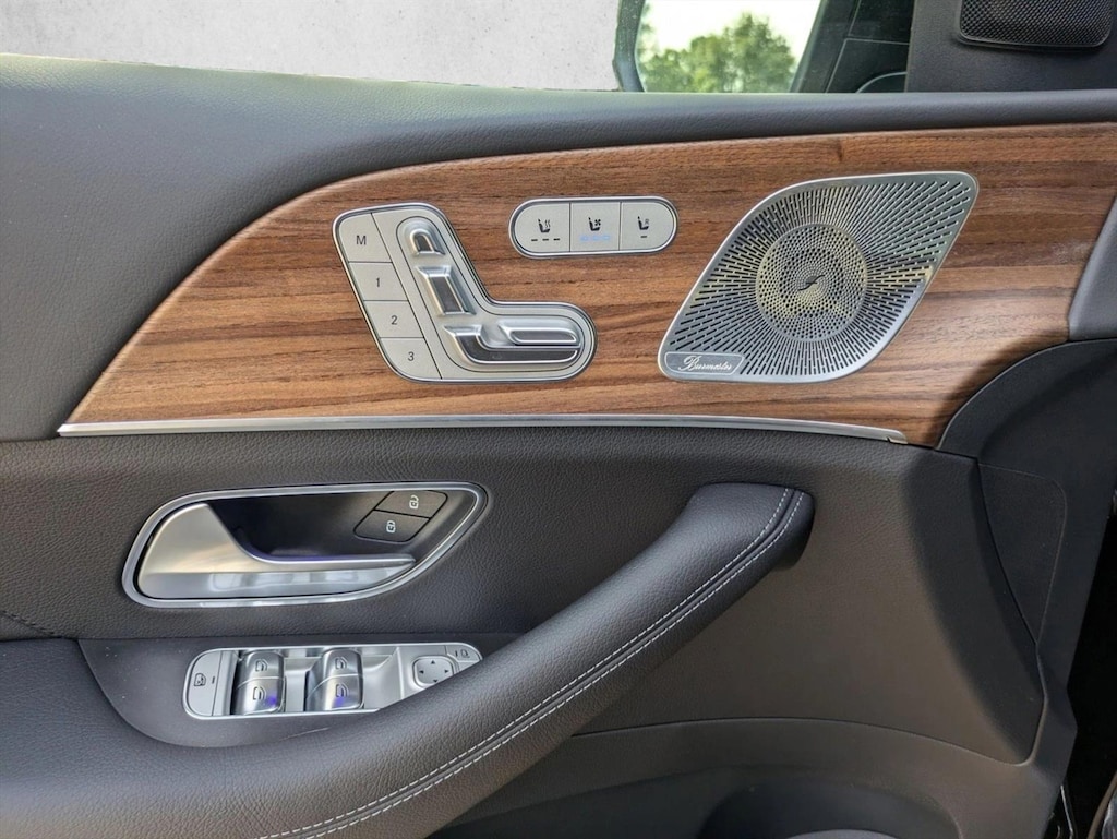 Certified 2025 Mercedes-Benz GLE 4MATIC SUV