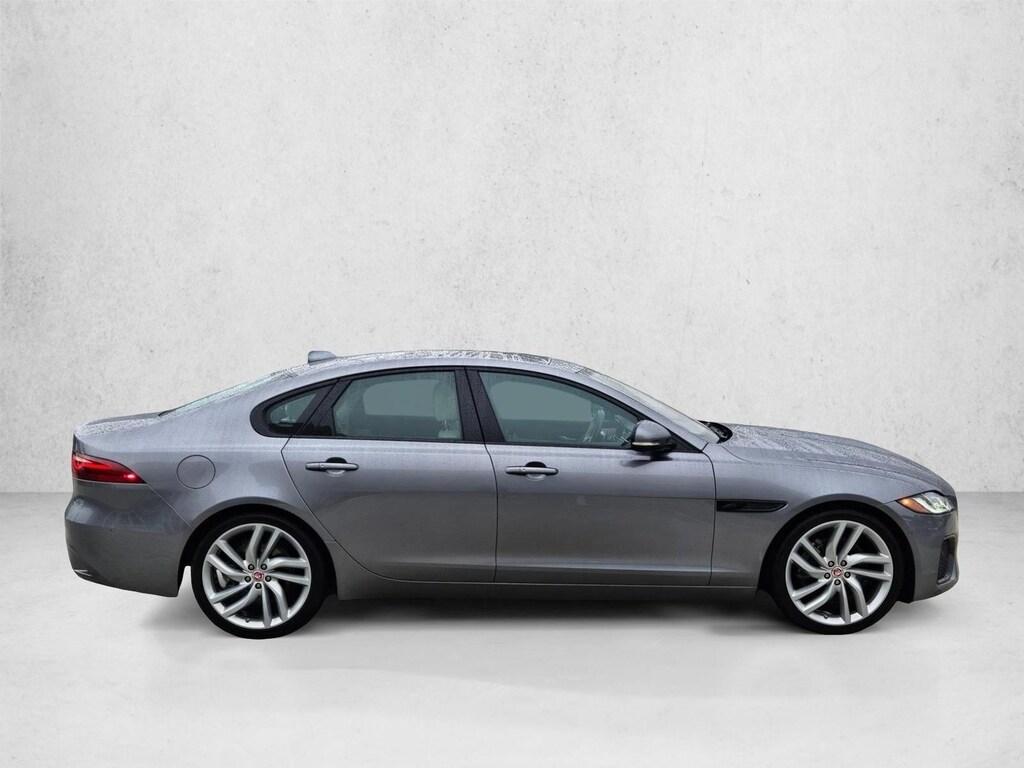 Used 2021 Jaguar XF SE Sedan
