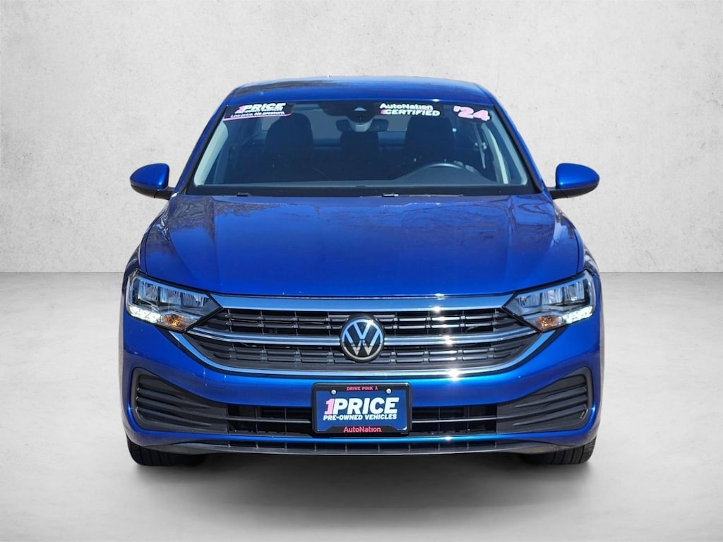 Used 2024 Volkswagen Jetta 1.5T SE Sedan